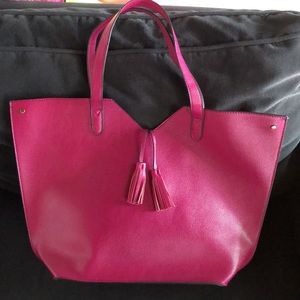 New Neiman Marcus shoulder purse